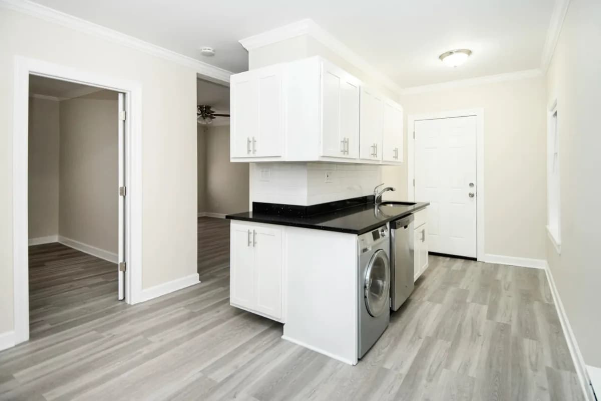 837-39 W. Cornelia Ave, Apt 3s — photo 4