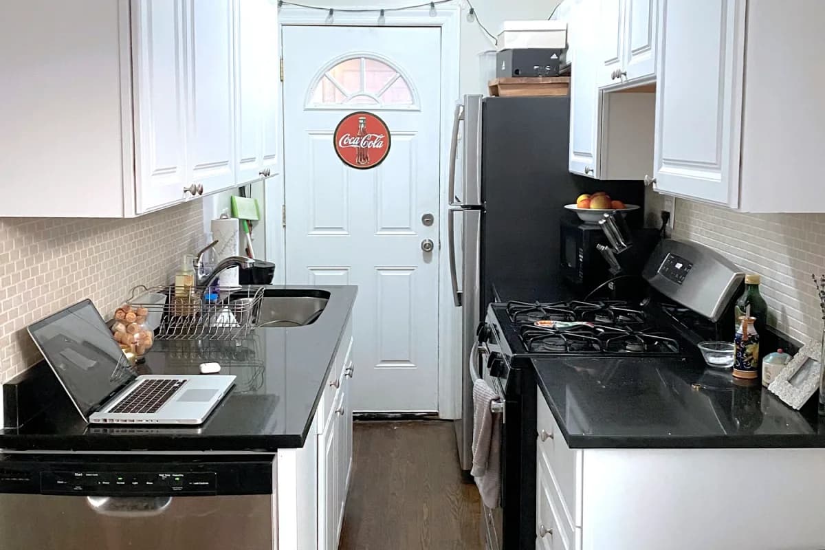 837-39 W. Cornelia Ave, Apt 2n — photo 2