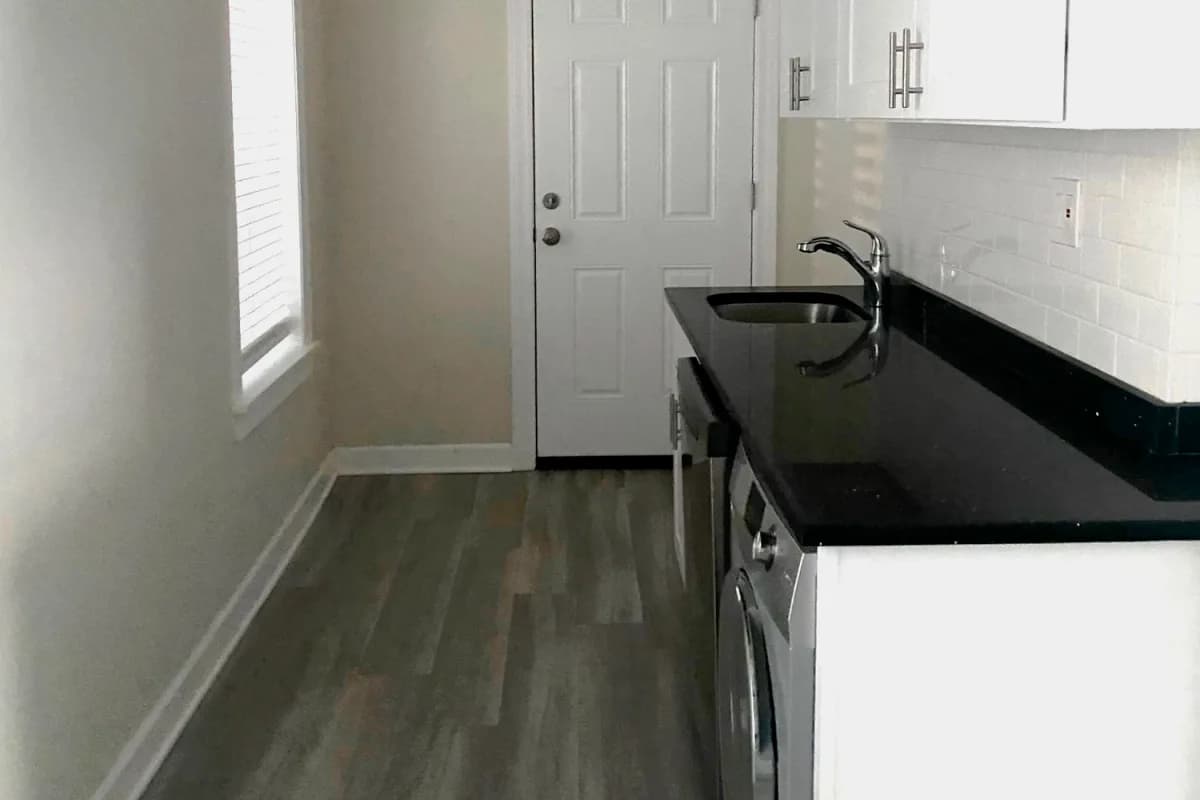 837-39 W. Cornelia Ave, Apt 839-1s — photo 2