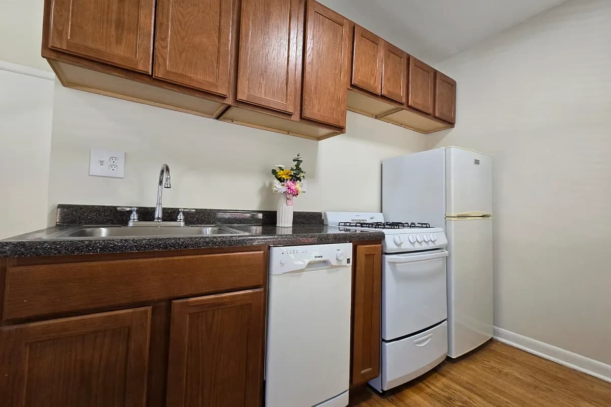 915-23 W. Waveland Ave, Apt 1a — photo 4