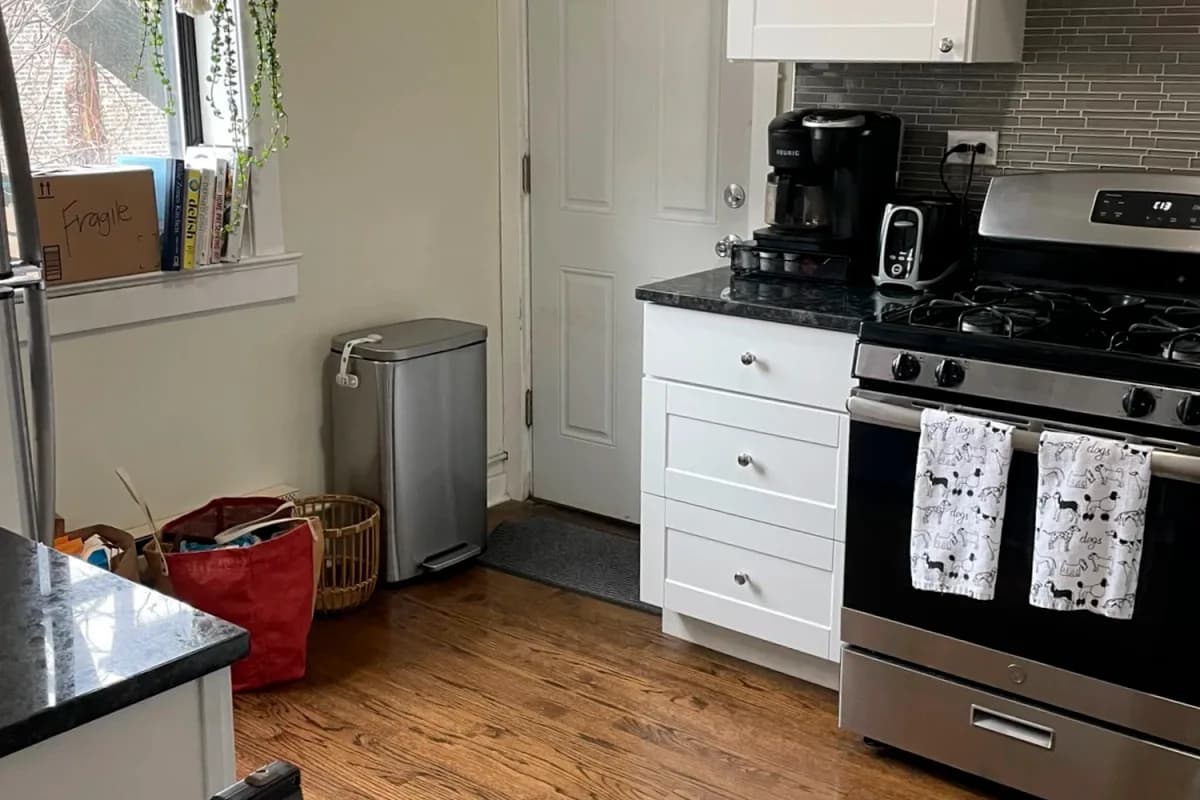 915-23 W. Waveland Ave, Apt 2 — photo 2