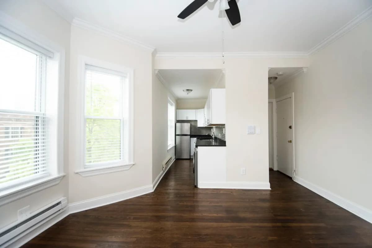 915-23 W. Waveland Ave, Apt 2b — photo 4