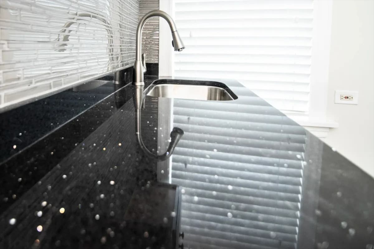 916-20 Green Bay Rd, Apt 2b — photo 3