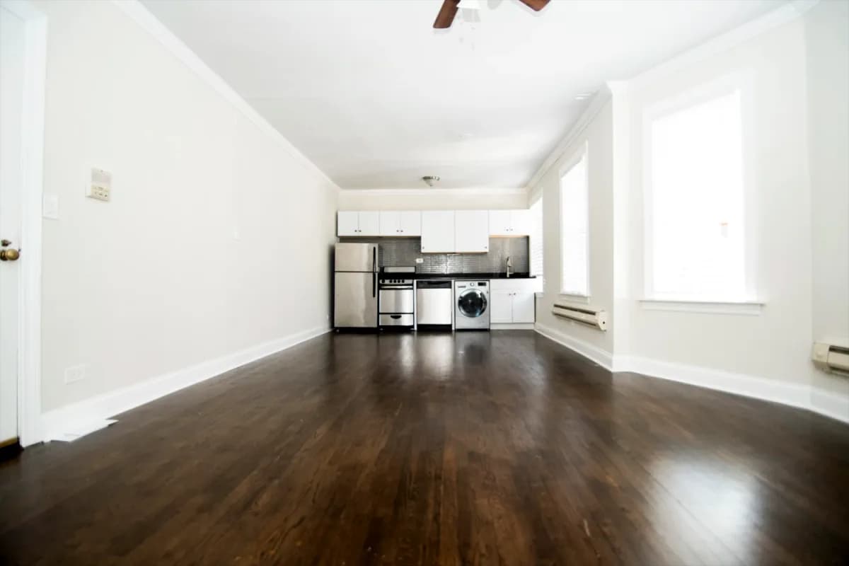 916-20 Green Bay Rd, Apt 2c — photo 2