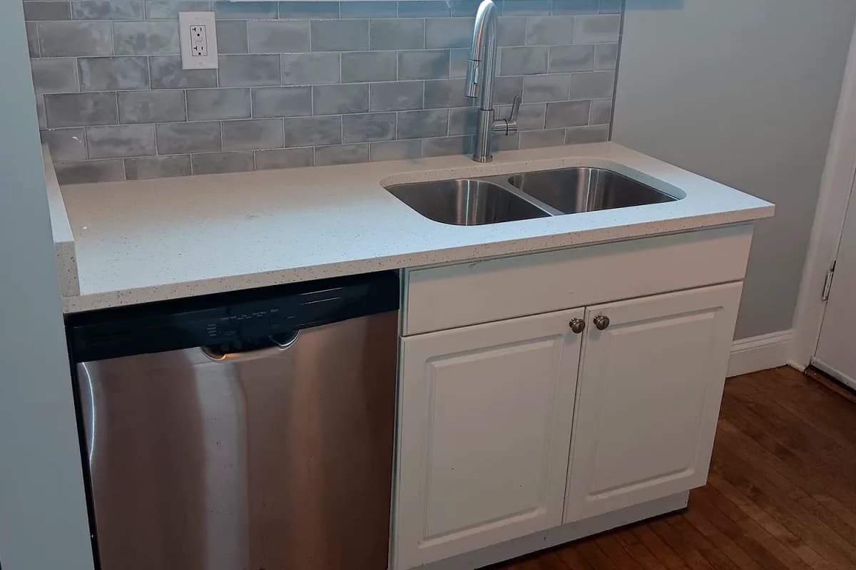 916-20 Green Bay Rd, Apt 2e — photo 2