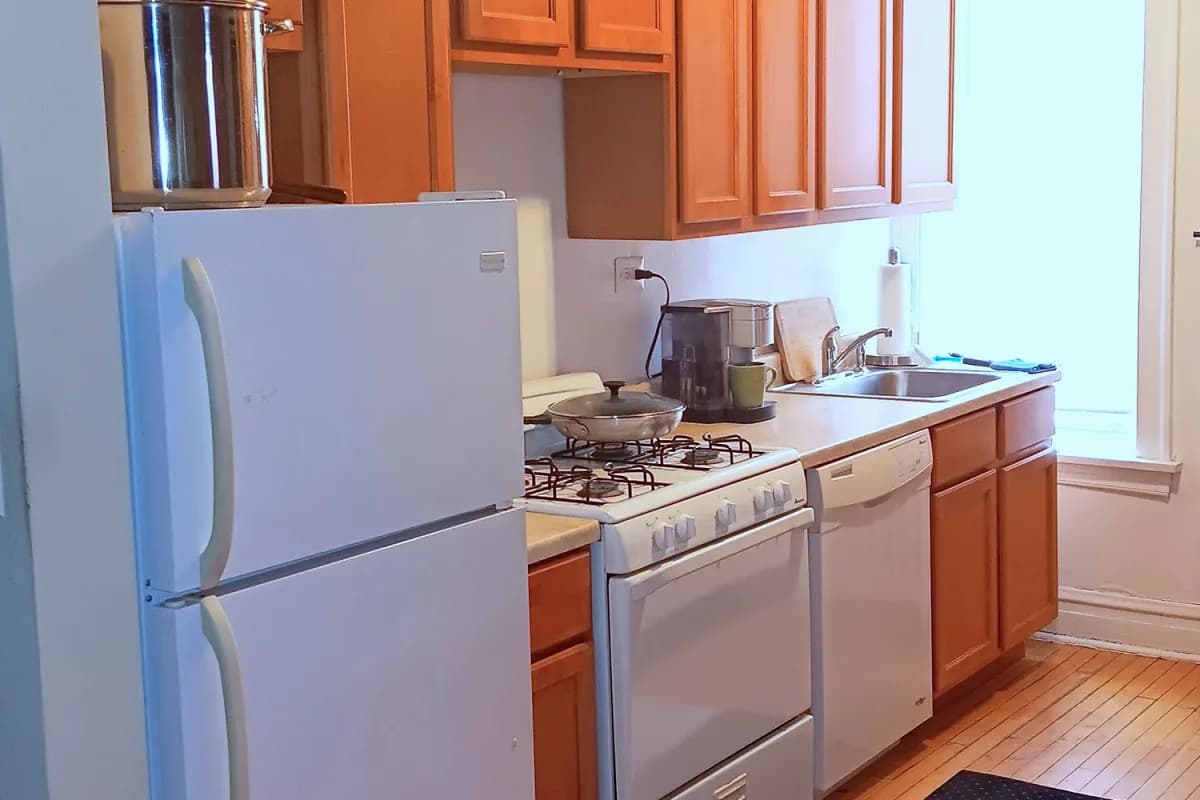 916-20 Green Bay Rd, Apt 3a — photo 1