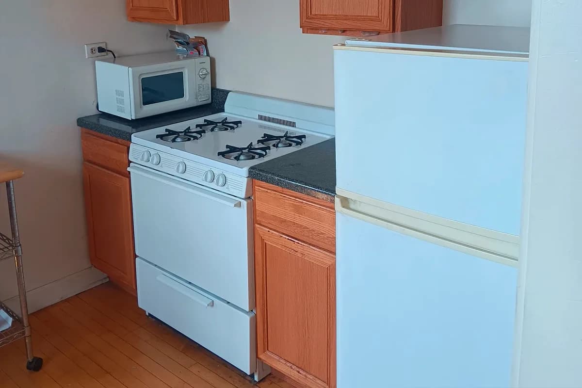 916-20 Green Bay Rd, Apt 3e — photo 3