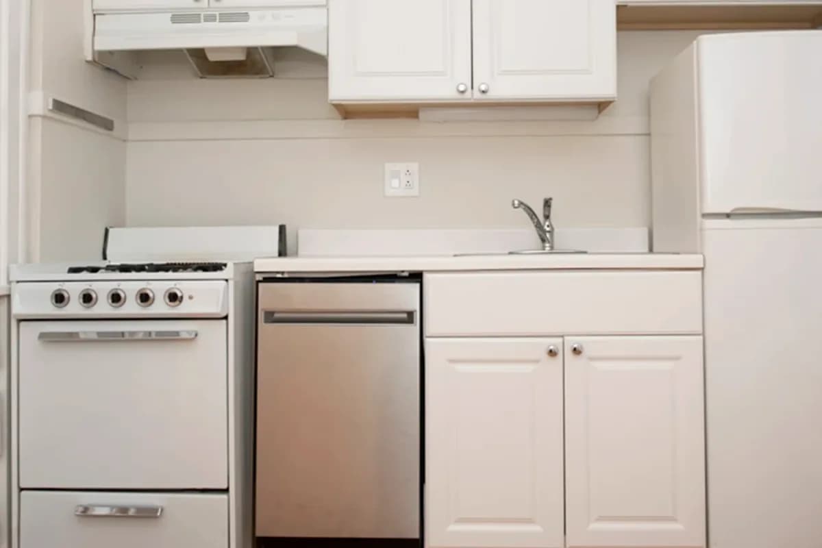 2147-51 N. Fremont St, Apt 2149-3n — photo 1