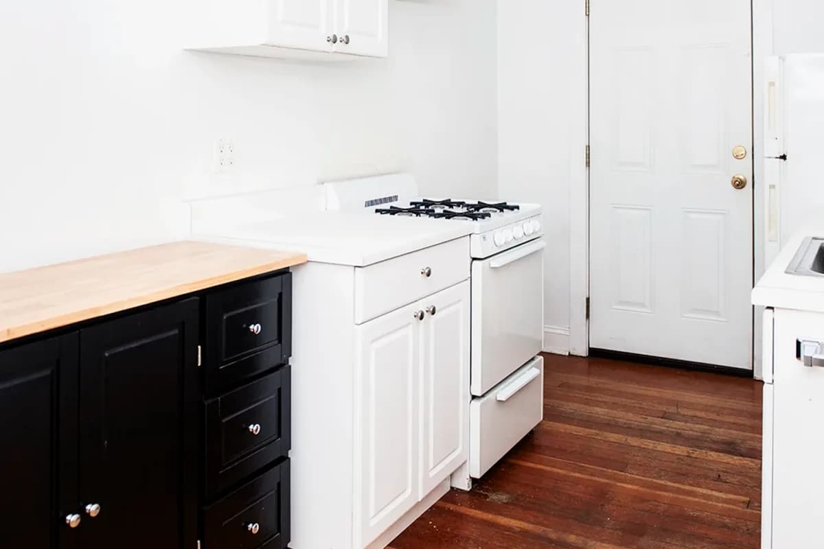 3815-23 N. Greenview Ave, Apt 2e — photo 1